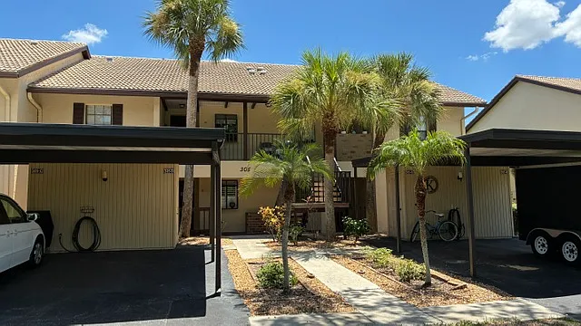 2 bed, 1064 sqft, $1,800 — Photo 2