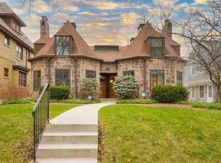 3451 N Frederick Ave #3451, Milwaukee, WI 53211