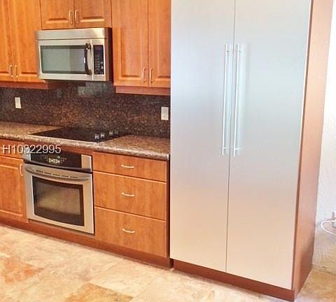 2nd image of 5094 Madison Lakes Cir W #5094