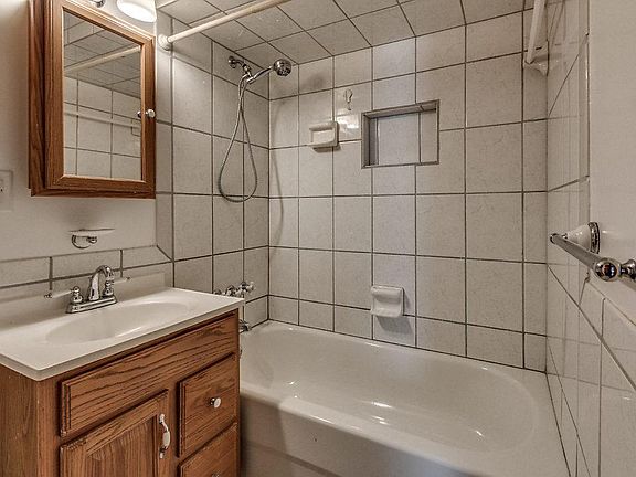 Nicely appointed bathroom.