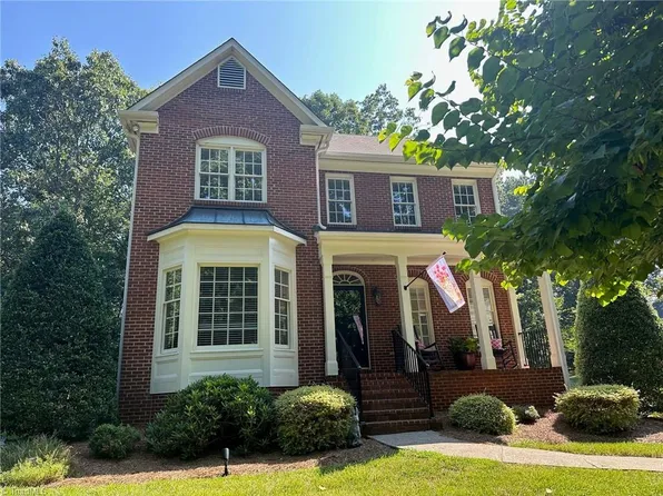 5489 Heritage Oaks Ln, Winston Salem, NC 27106