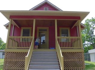 913 N Maple St, Bloomington, IN 47404