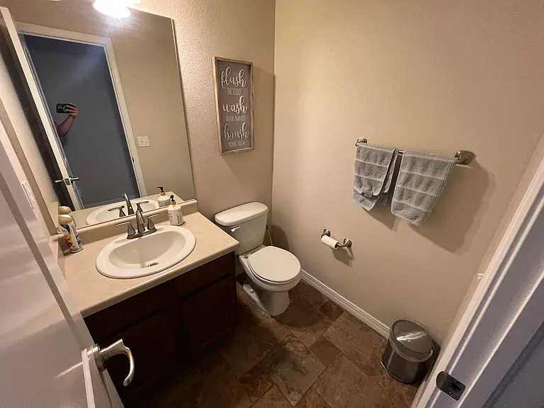 2063 Velliquette Ln — Photo 4