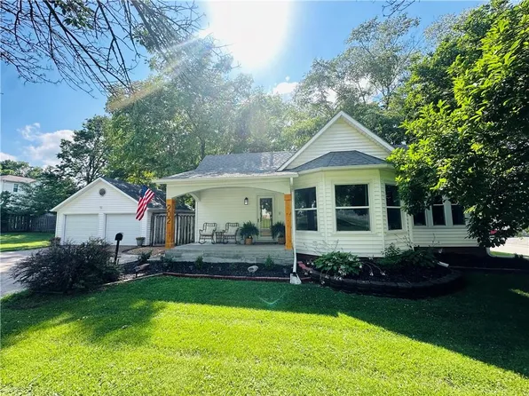 202 S Fillmore St, Maryville, MO 64468