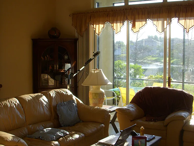 9741 Las Casas Dr — Photo 24