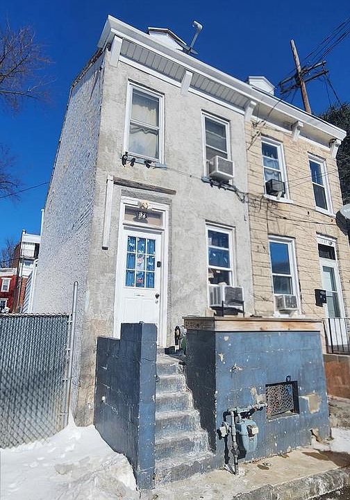1st image of 1125 Little Cherry St