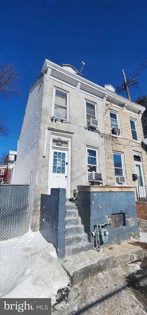 1125 Little Cherry St photo 1