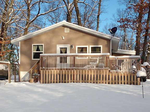 3rd image of 3884 Underwood Dr