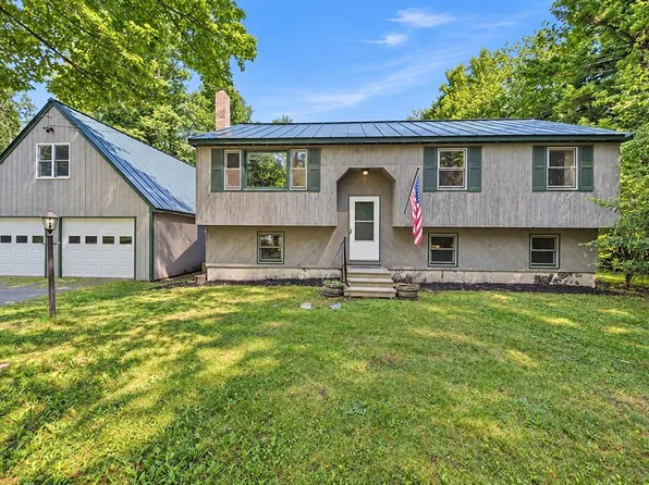 21 Evergreen Drive, Goffstown, NH 03045
