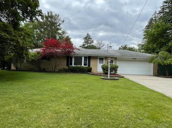 3085 Winston Dr, Saginaw, MI 48603