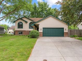 1217 88th Ave N, Brooklyn Park, MN 55444