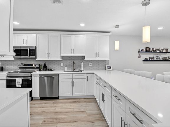 3rd image of 18 Westgate Lane #E