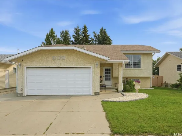 239 Manning CRESCENT, Saskatoon, SK S7L 6J3