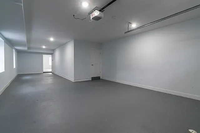 170 Webster Ave #1 — Photo 18