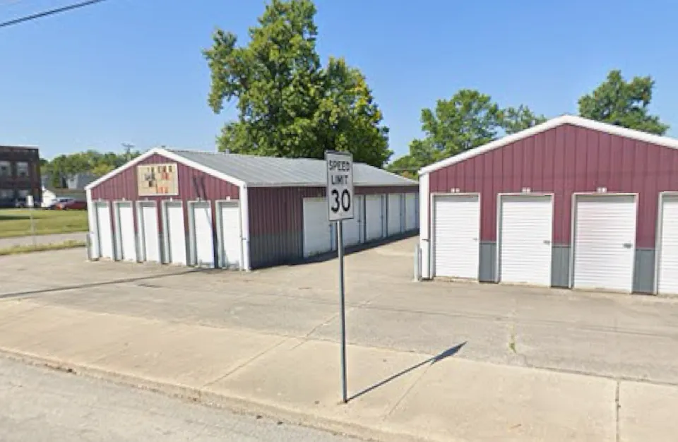 1059 S Main St #24