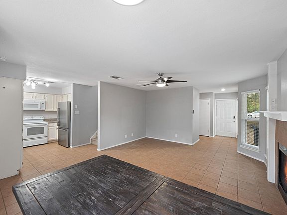 5th image of 2100 Kenneth Ave