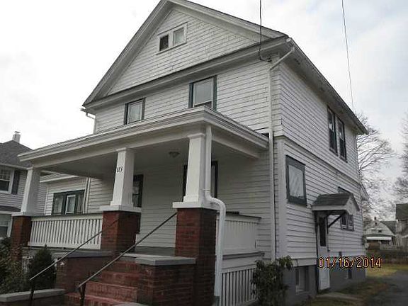 2nd image of 813 Lincoln St