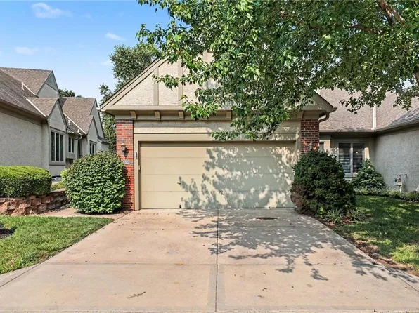 14408 Marty St, Overland Park, KS 66223