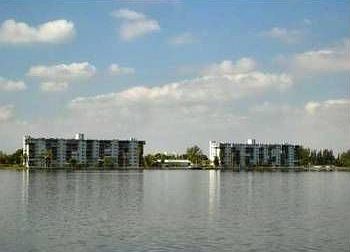 2nd image of 1075 Miami Gardens Dr APT 202