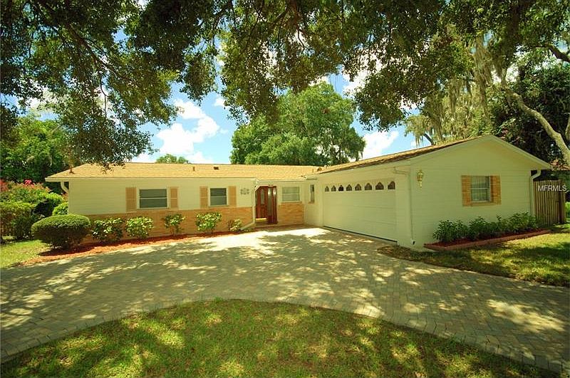 1st image of 905 Helena Dr