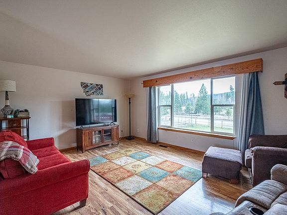 5th image of 630 Riverview Dr