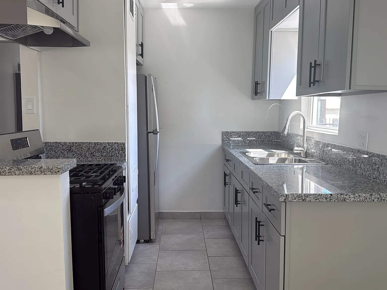 1 bed, $1,850 — Photo 4