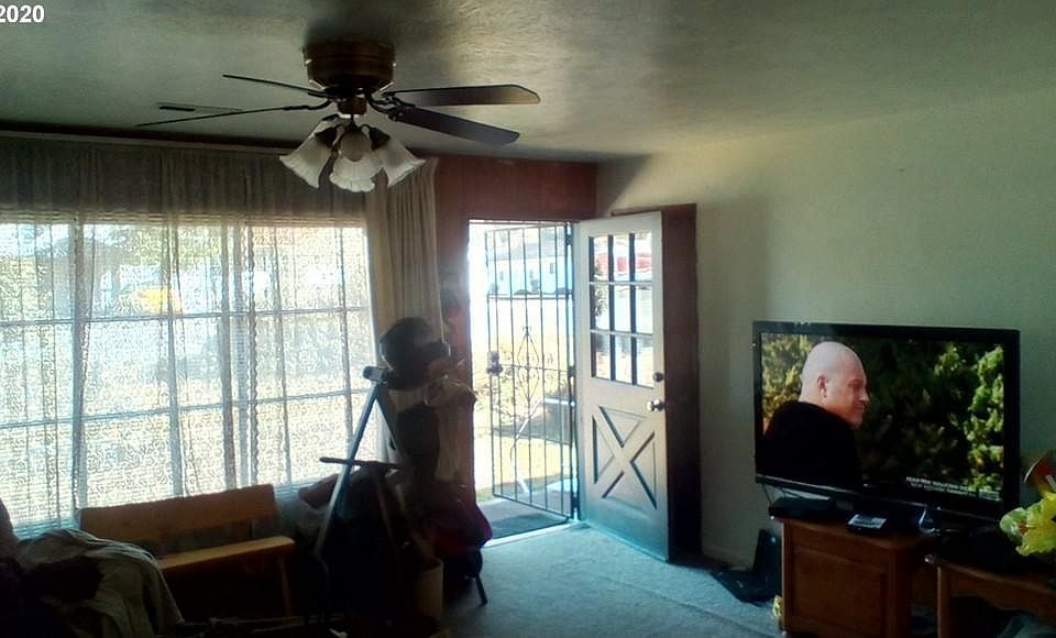 2nd image of 417 Azalea Park Rd