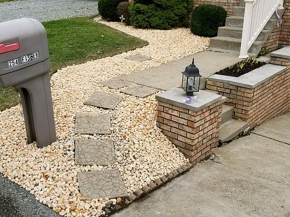 3rd image of 254 Lakeview Dr
