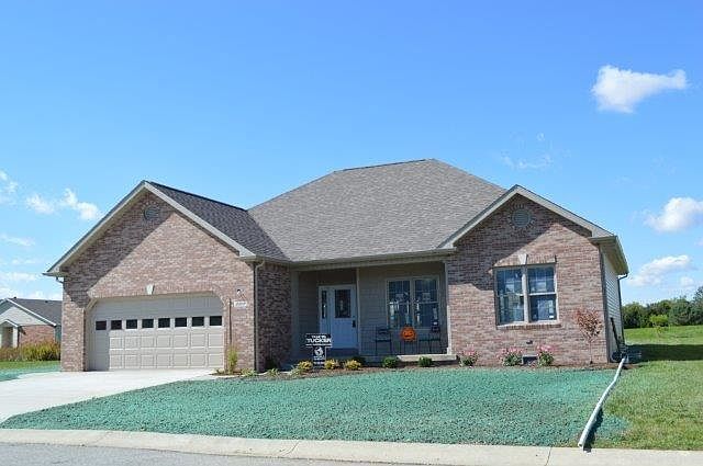 1st image of 2209 Crystal Dr