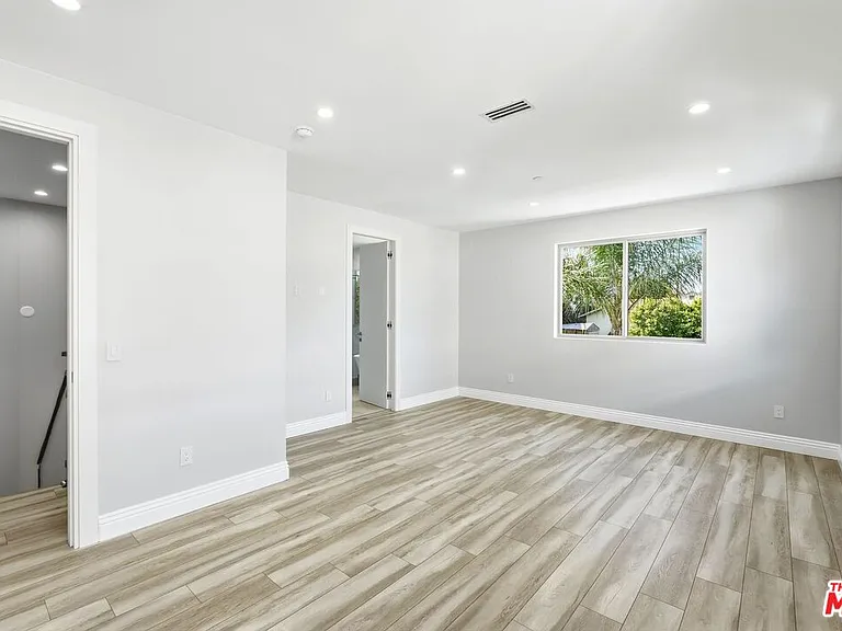 6717 Sunnyslope Ave — Photo 22