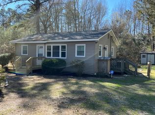 110 H H McKoy Ln, Fuquay Varina, NC 27526