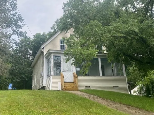 85 Kennebunk St, Athol, MA 01331