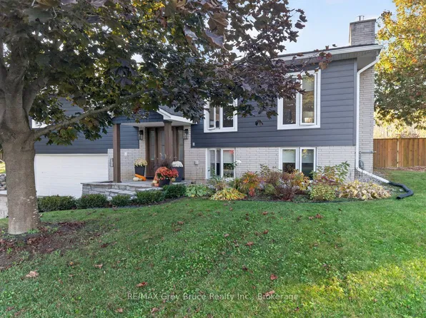 436 Balmy Beach Rd, Georgian Bluffs, ON N4K 5N4
