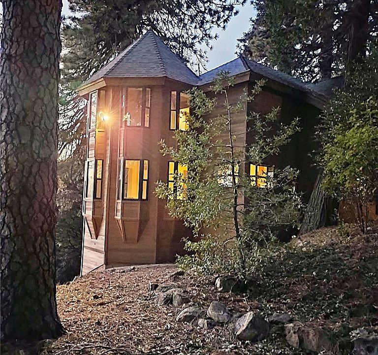 1st image of 21425 Sawpit Canyon Rd