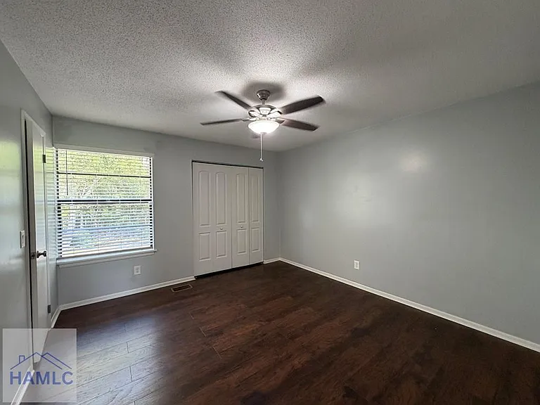 901 Olmstead Dr #11 — Photo 9