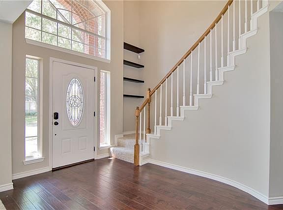 2nd image of 1505 Hunter Ct