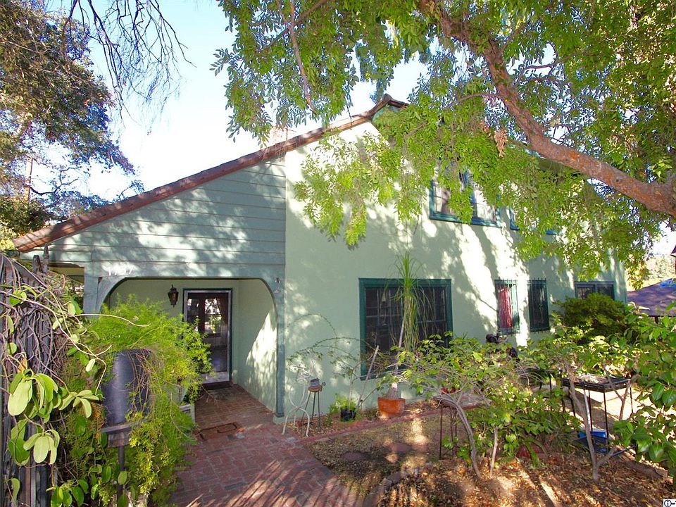 1st image of 1737 Kaweah Dr