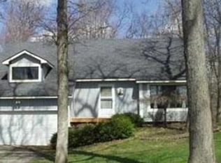 5255 Jackson Blvd, White Lake, MI 48383