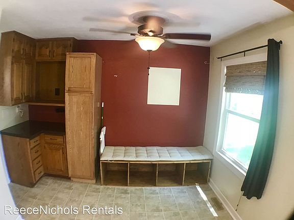4th image of 609 W 89th St