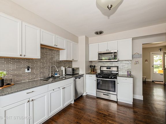 2nd image of 710 Bristol Ave