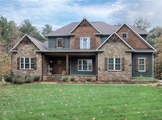 386 Riverwood Rd, Mooresville, NC 28117