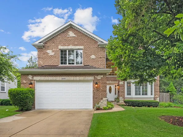 2210 Center Ave, Northbrook, IL 60062
