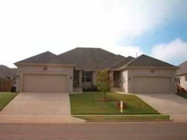 6249 & 6251 Milliken Bnd, Fayetteville, AR 72704