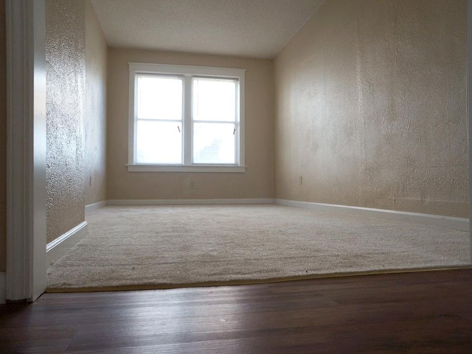 2nd image of 5902 Horton Pl APT C