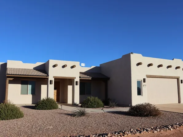 6493 S Laus Deo Pl, Hereford, AZ 85615