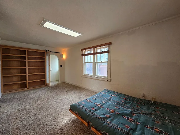 505 Grant Ave #B — Photo 7