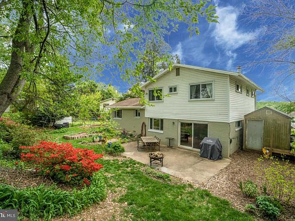 2nd image of 5009 Margot Ct