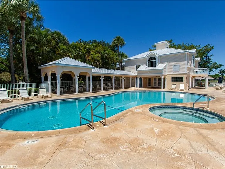 2611 Citrus Lake Dr #C-203 — Photo 28