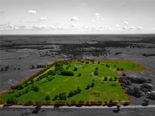 1984 Cattle Dr, Crawford, TX 76638