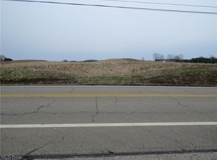 Kensington Rd NE, Carrollton, OH 44615